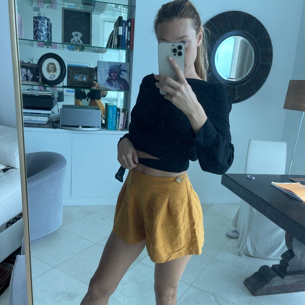 Top and or shorts price per piece